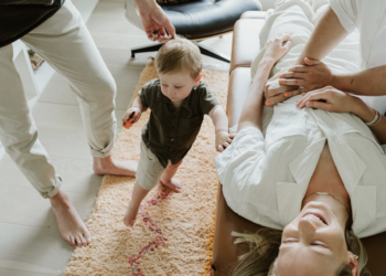 The Postpartum Rhythm — A Dance of Regulation, Hope, and Healing